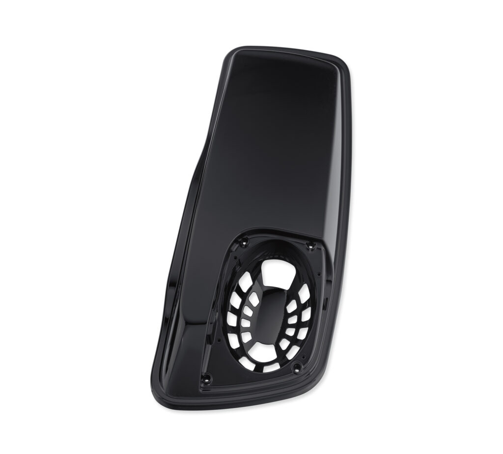 Color-Matched Saddlebag Speaker Lid